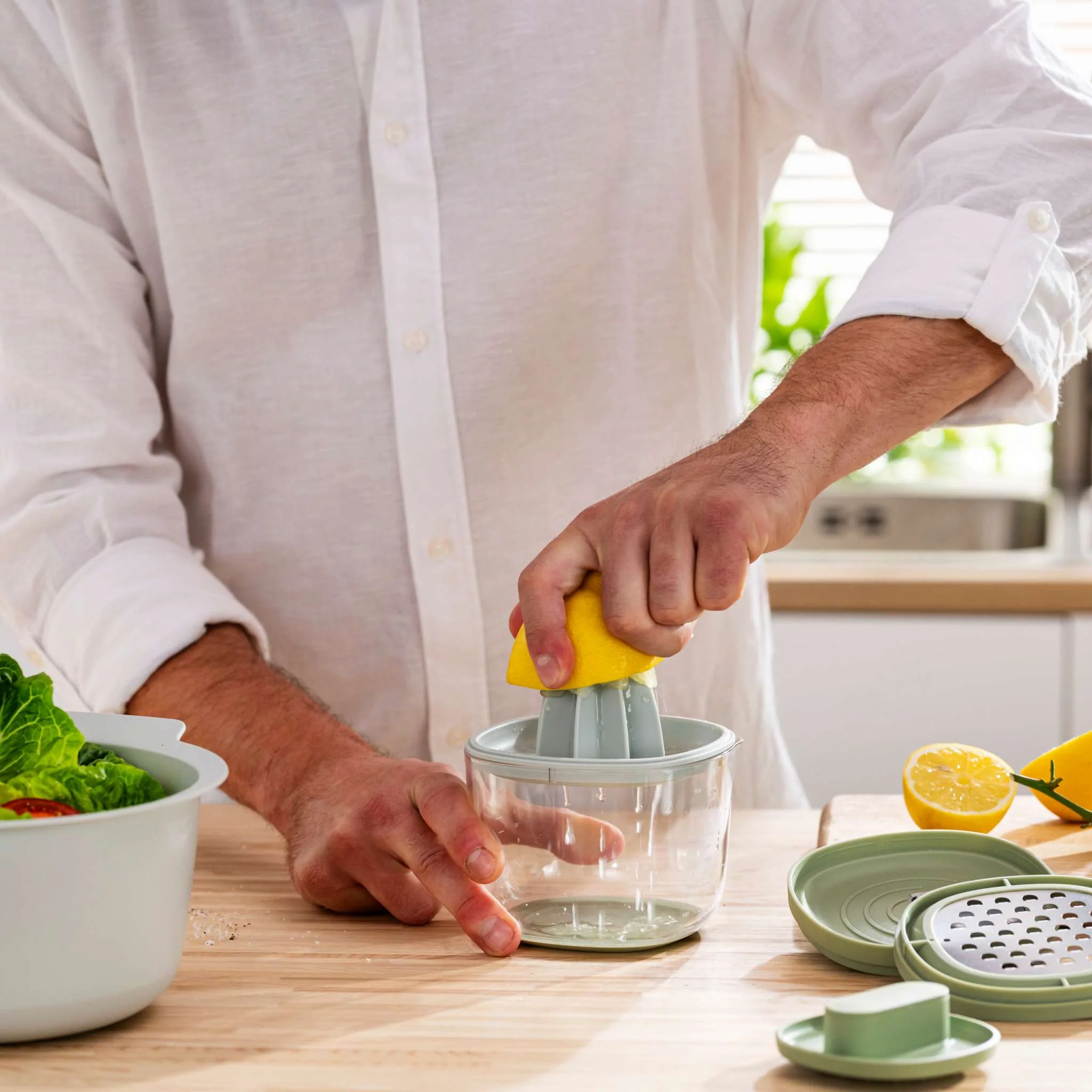 Mixing Bowls & Kitchen Helper Set (9 piece) - Image 4